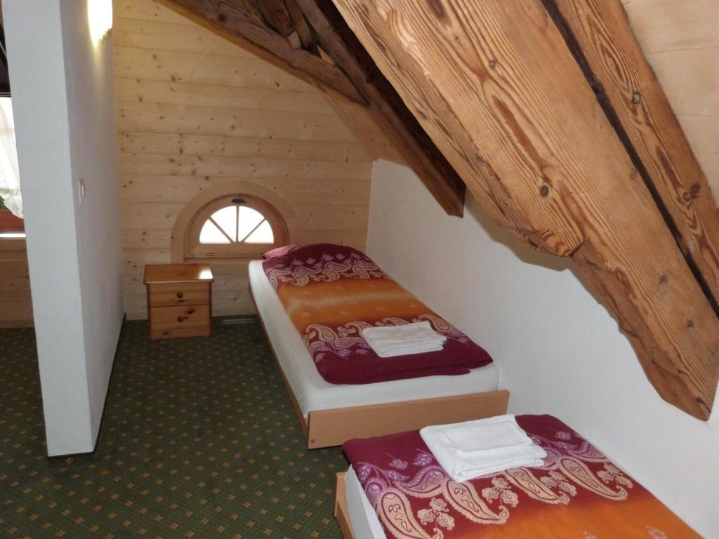 Hotel De Ville Rossinière Szoba fotó