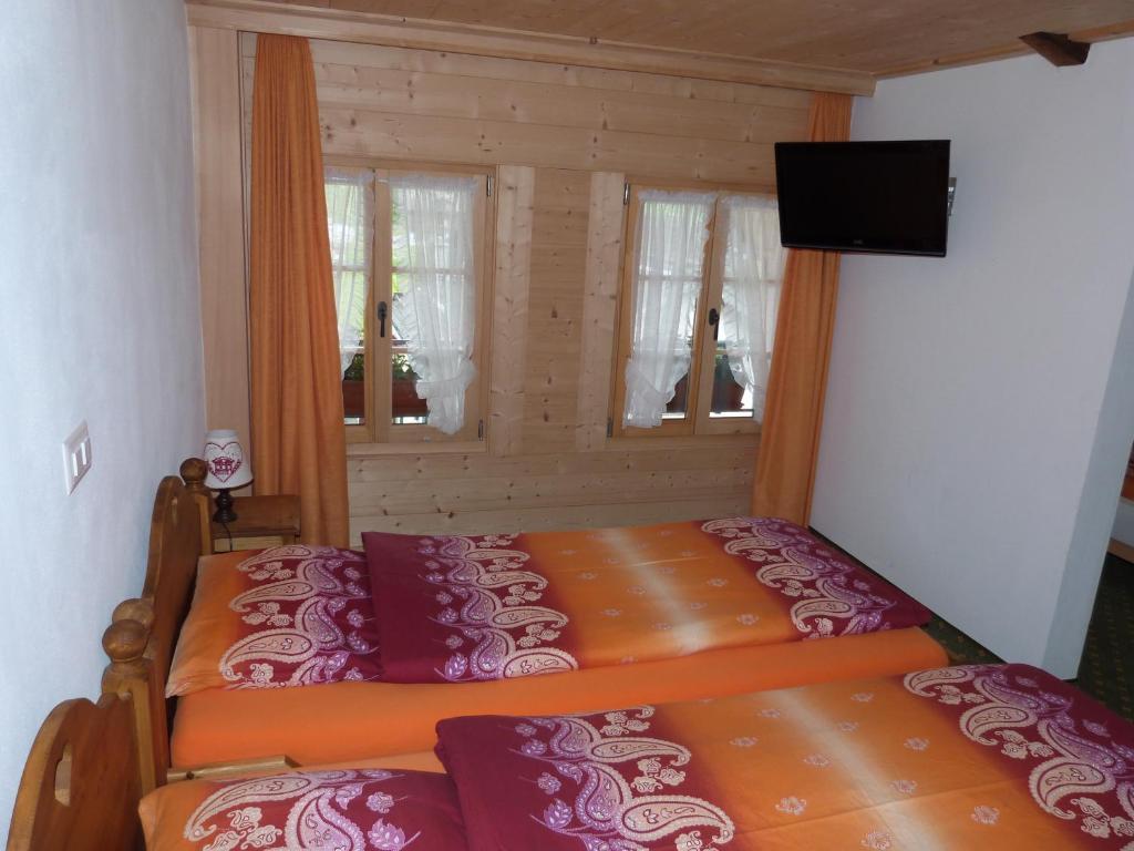 Hotel De Ville Rossinière Szoba fotó
